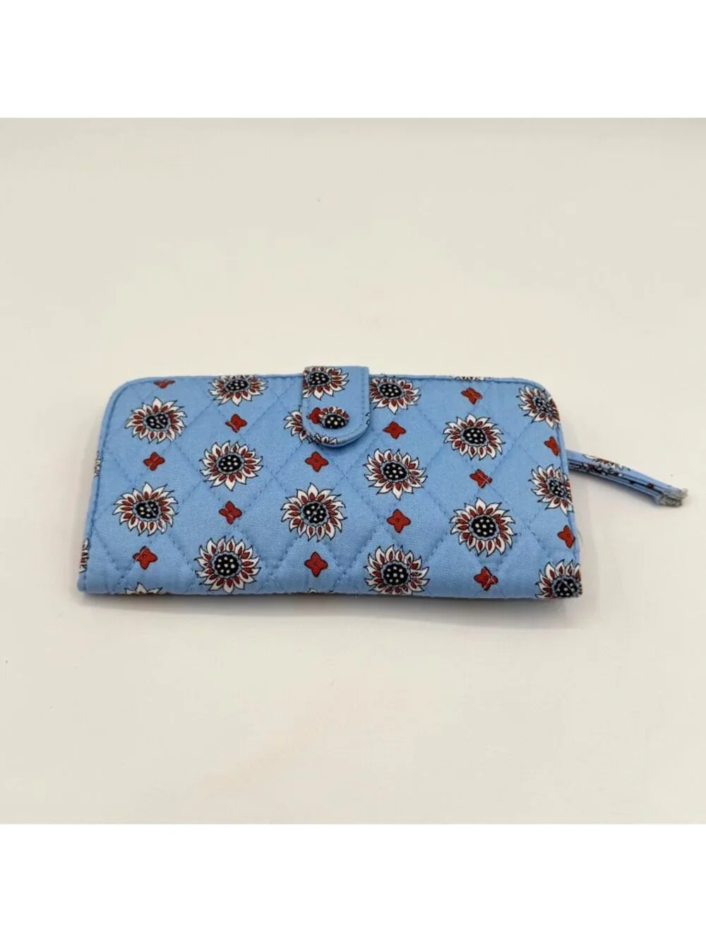 Vera Bradley Premium Cotton Tab Wallet in Marrakesh Geos